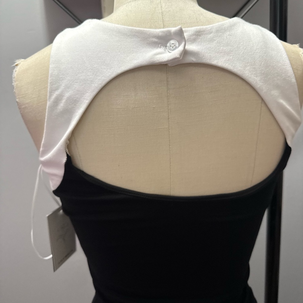 Lily White Monochrome Tank Top - Picture 6 of 7